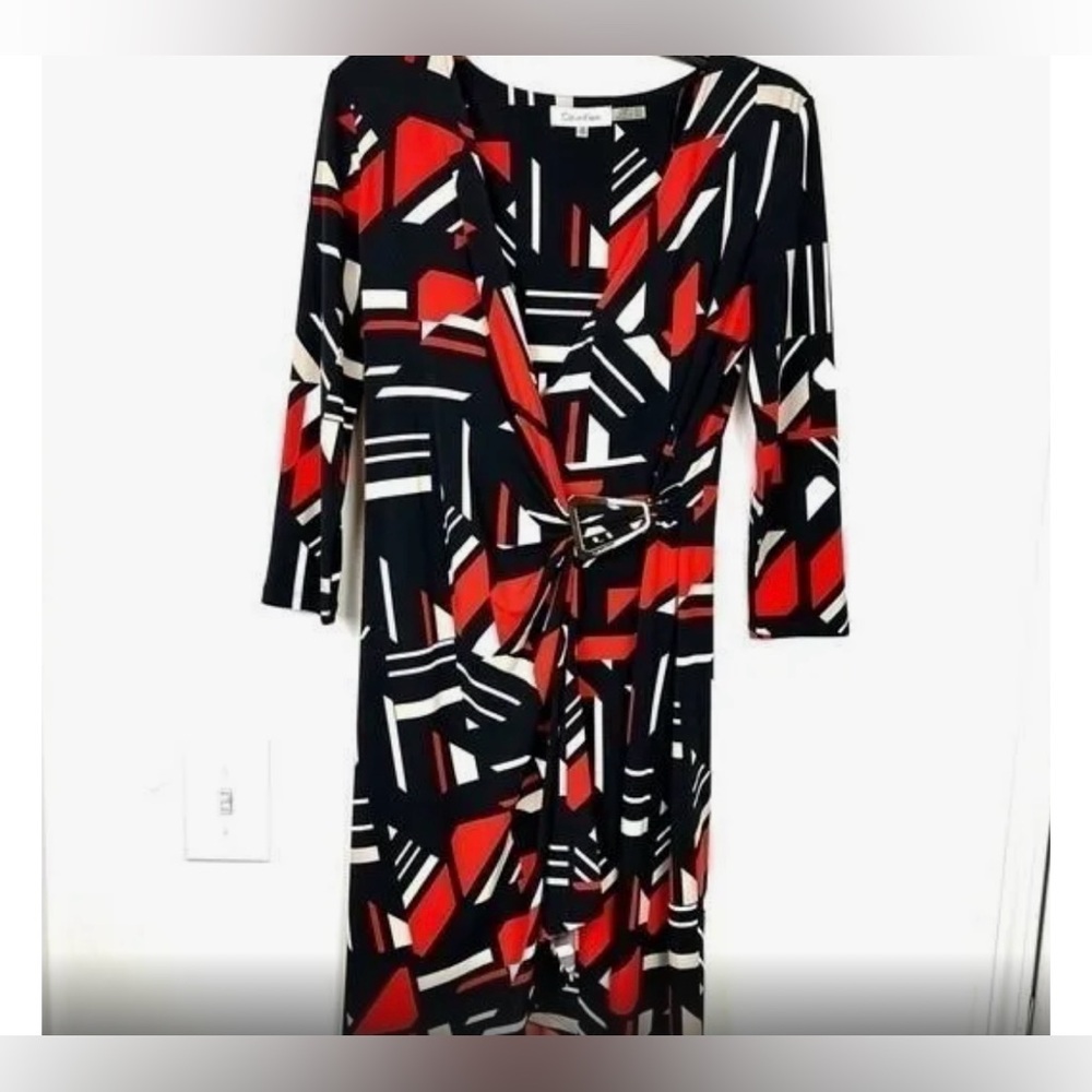 Calvin Klein Elegant Geometric Print Dress with Gold Buckle Detail - 3X